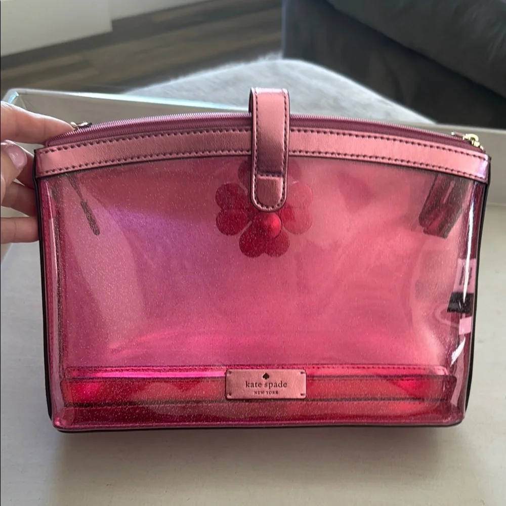 kate spade this chic